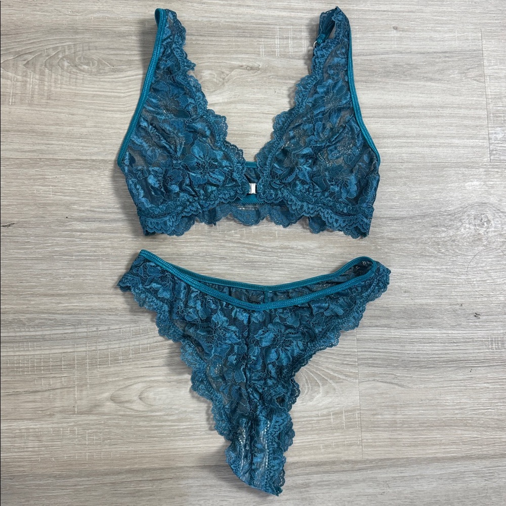 SHEIN Teal Lace Bralette and Panty Set